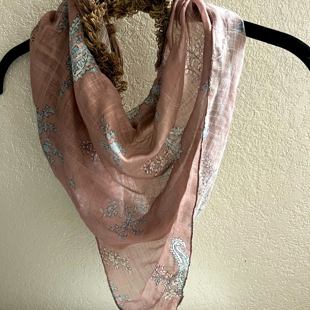 Vintage Unadjustable scarf